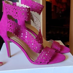 purple heels dsw